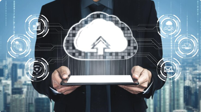 Serverless computing concept illustration showing cloud-based deployment and auto-scaling.